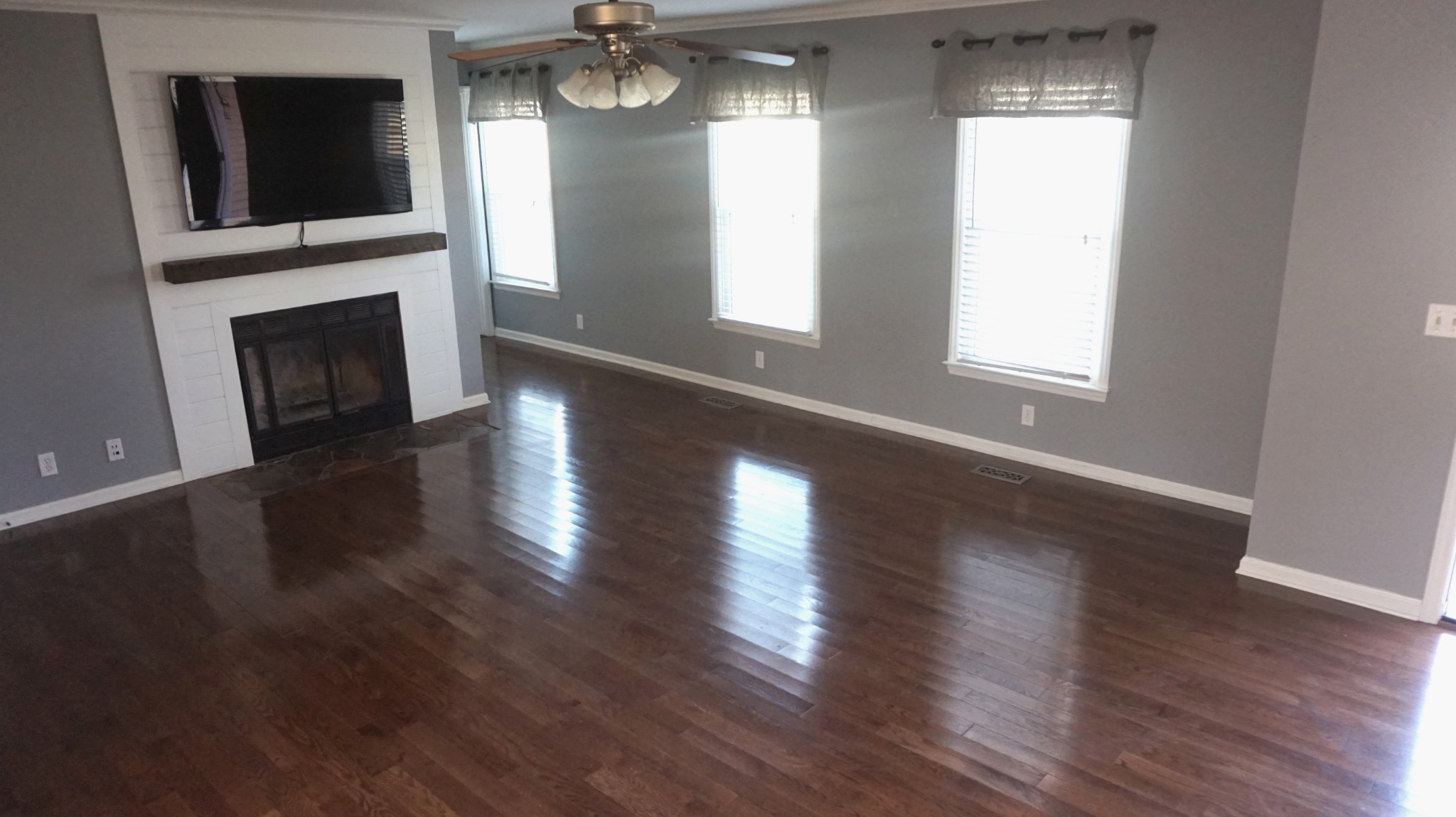 142 Fox Ridge Drive Murfreesboro, TN 37128 - Photo 6 of 24 Gallery Image 6