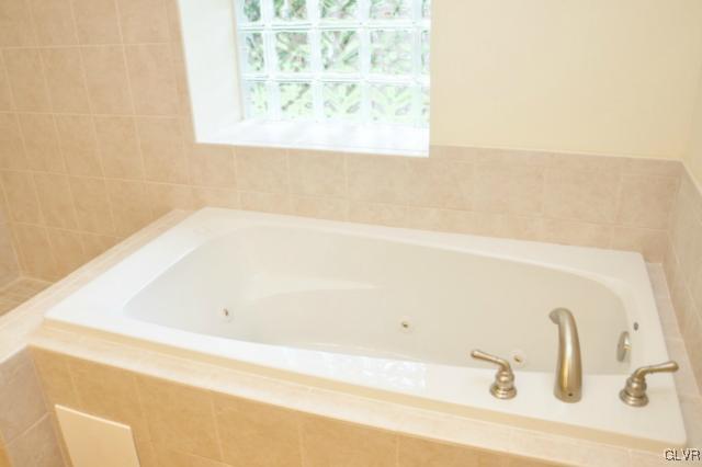 4001 Robert Road Emmaus, PA 18049 - Photo 28 of 44 Gallery Image 28