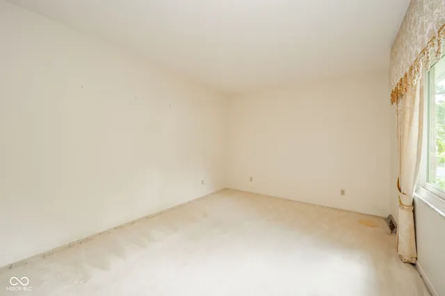 $225,000 | 10104 Sycamore Lane, Indianapolis, IN 46239