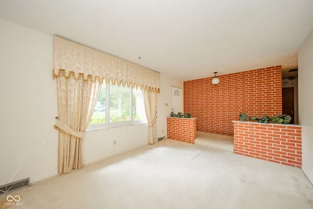 $225,000 | 10104 Sycamore Lane, Indianapolis, IN 46239