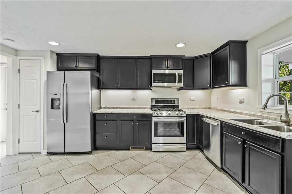 792 Franklin Road Mars, PA 16046 - Photo 11 of 25 Gallery Image 11