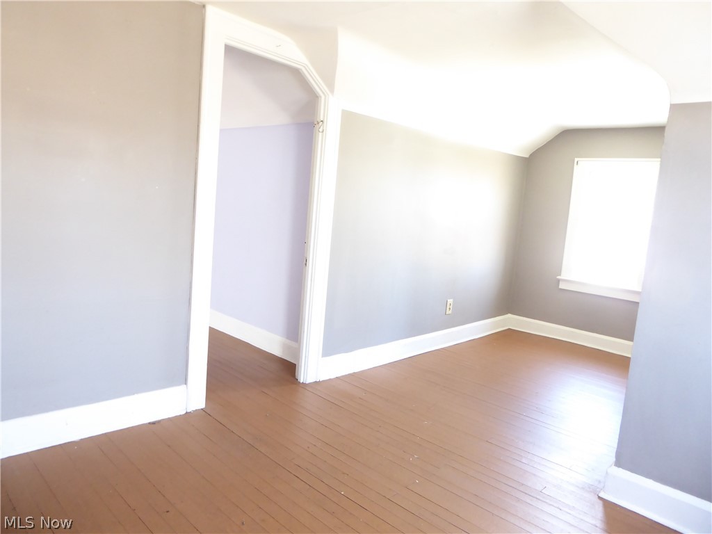 2179 Edgewood Road Cleveland, OH 44118 - Photo 32 of 41