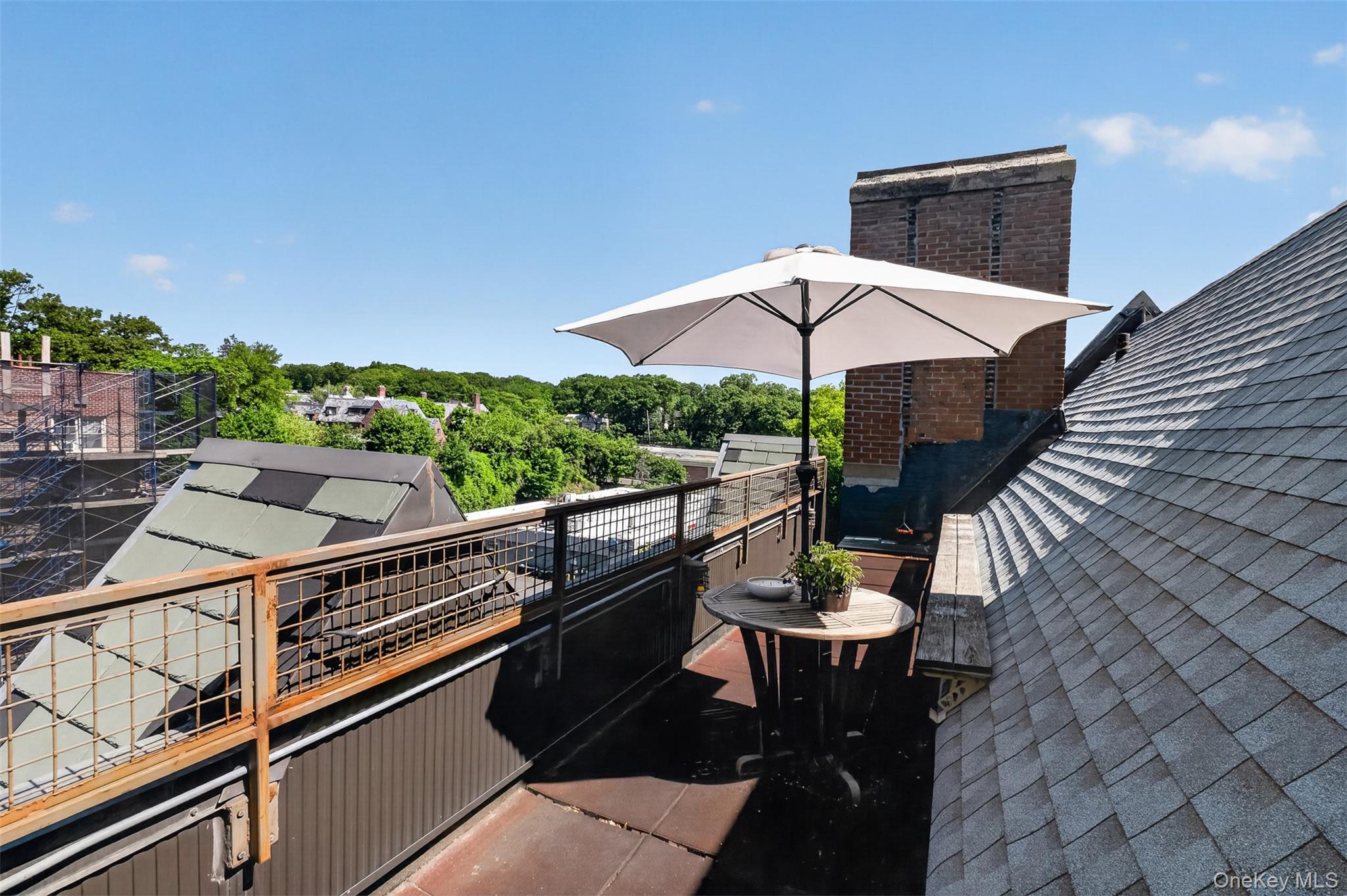 824 Bronx River Road, Unit 7C Bronxville, NY 10708 - Photo 3 of 13 an outdoor space with furniture