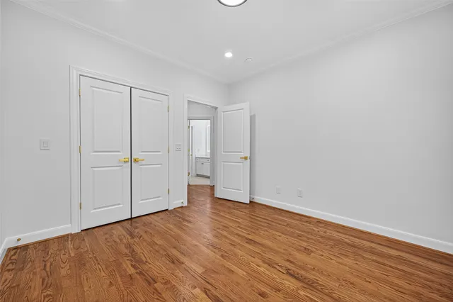 $845,000 | 28 Riva Row, Spring, TX 77380