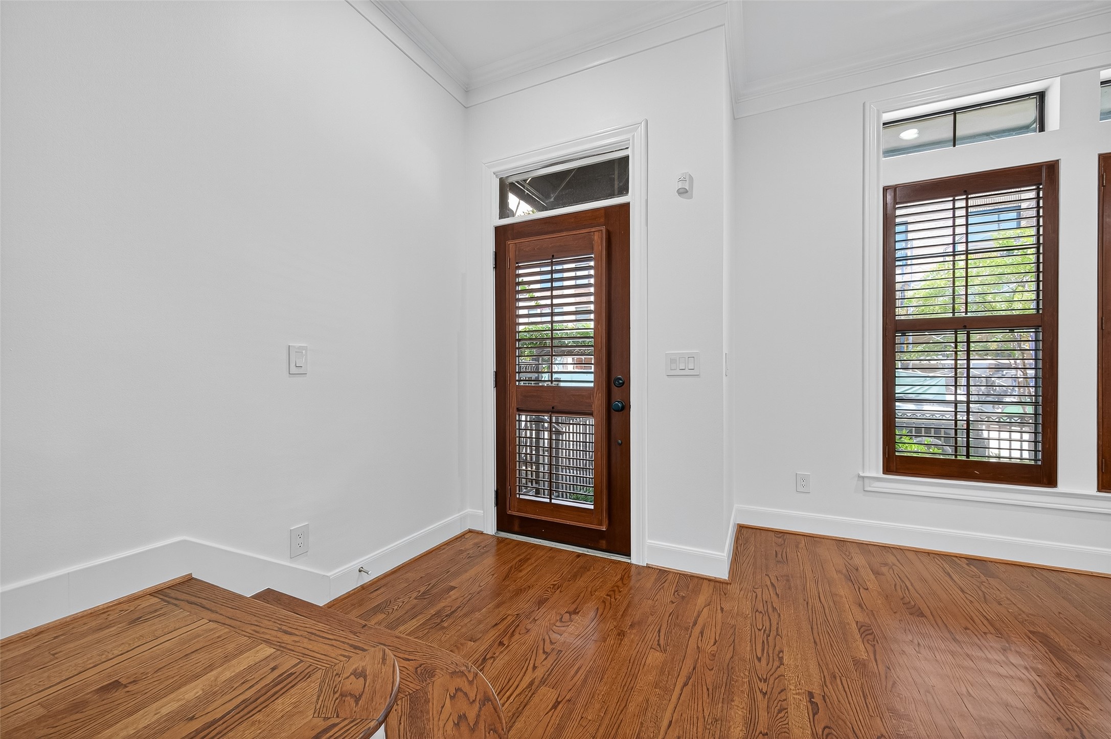 28 Riva Row Spring, TX 77380 - Photo 6 of 48