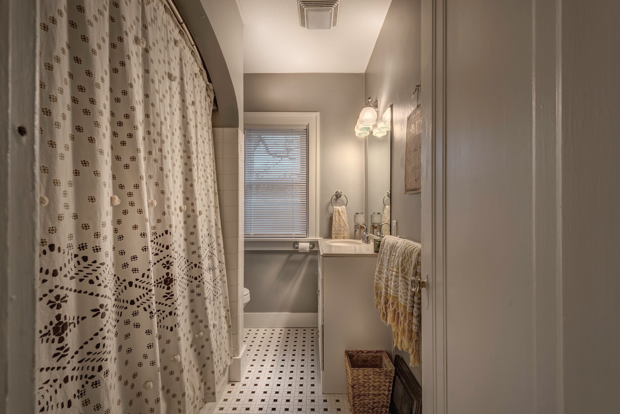2540 Terrace Road Fort Wayne, IN 46805 - Photo 16 of 36 Gallery Image 16