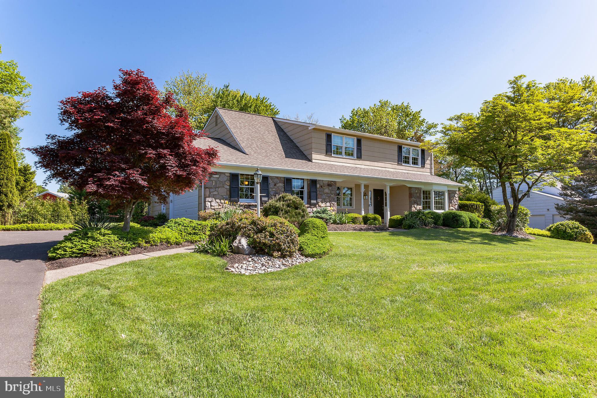 18 East Robin Road Holland, PA 18966 - Photo 1 of 30 Gallery Image 1