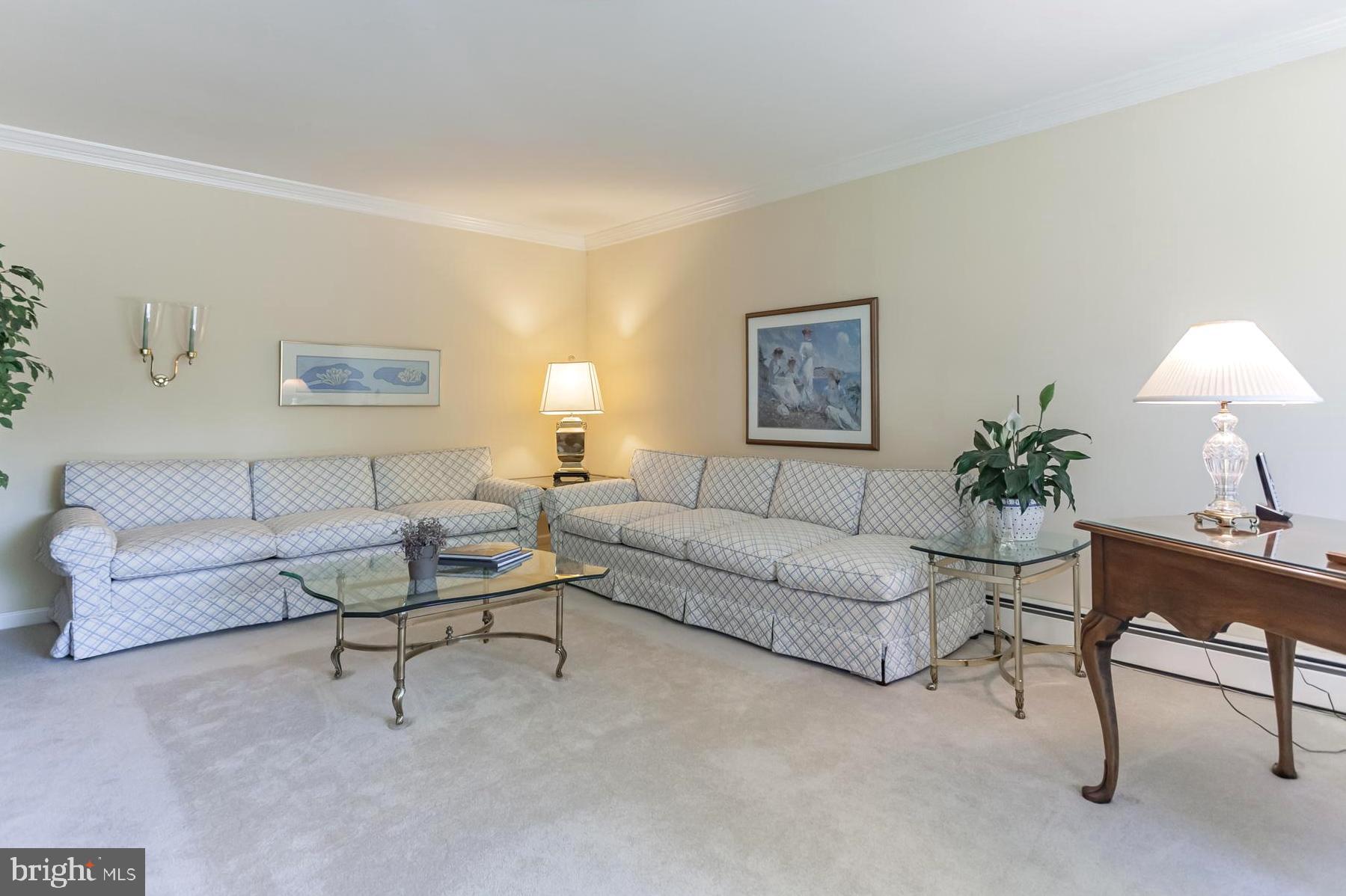 18 East Robin Road Holland, PA 18966 - Photo 14 of 30 Living room