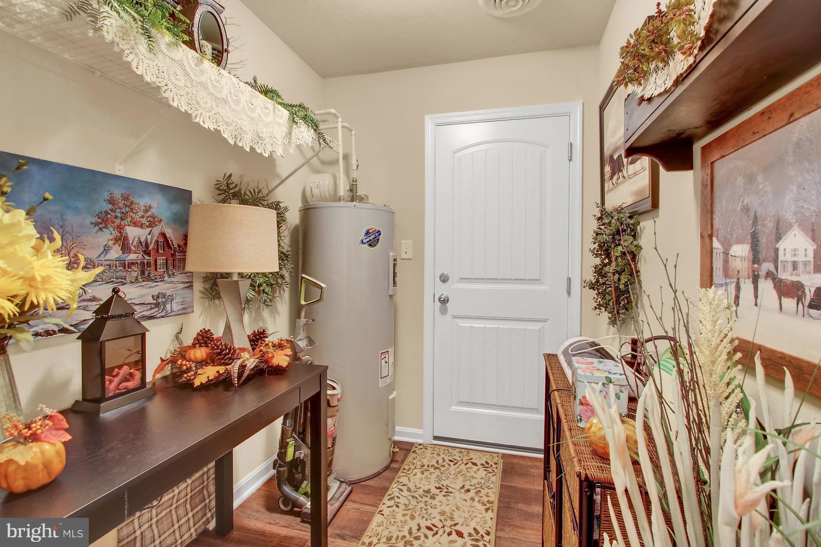 3680 Rye Court Dover, PA 17315 - Photo 12 of 25 Gallery Image 12