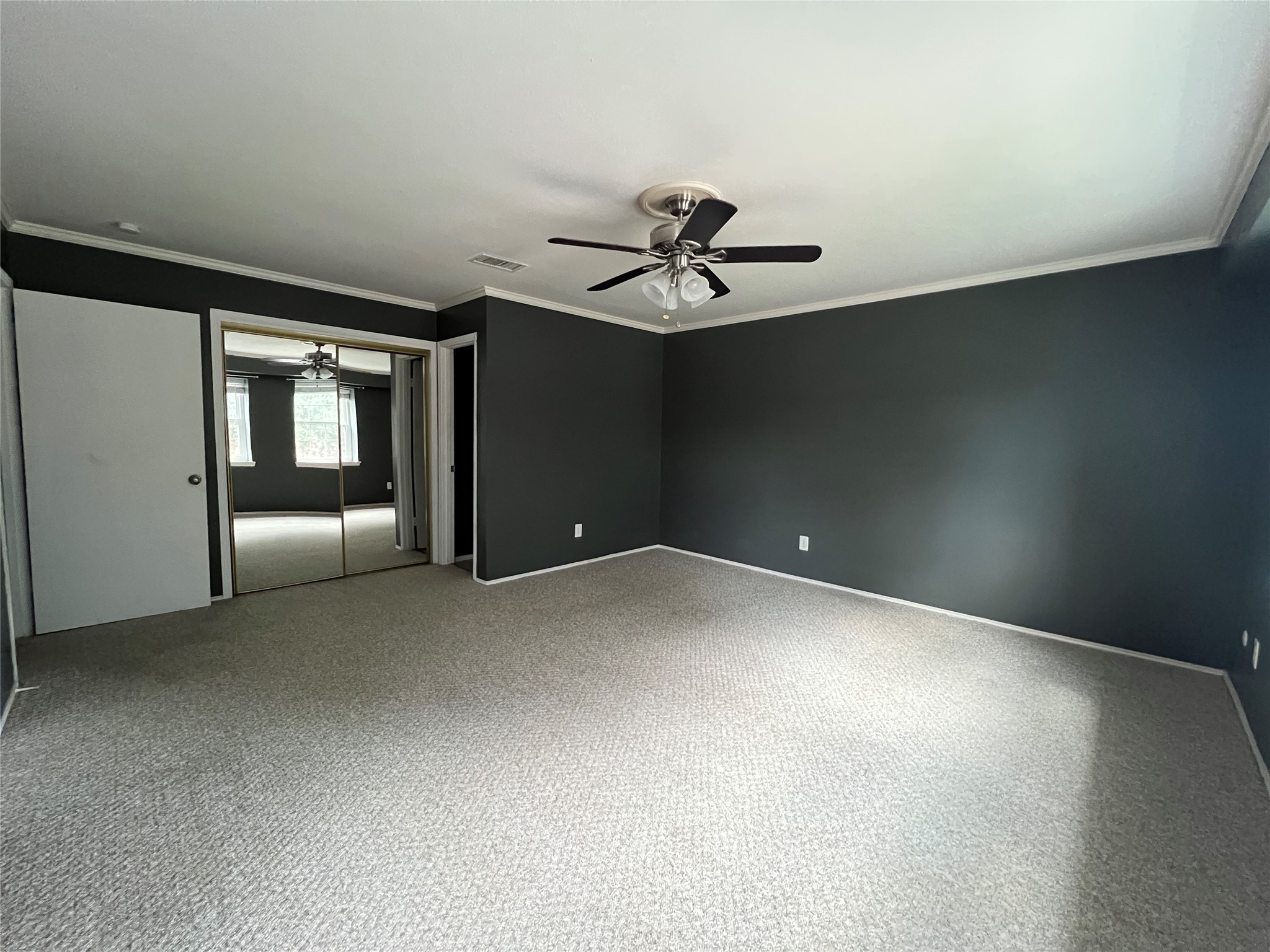 5801 Lumberdale Road, Unit 165 Houston, TX 77092 - Photo 26 of 32 a view of an empty room with a window