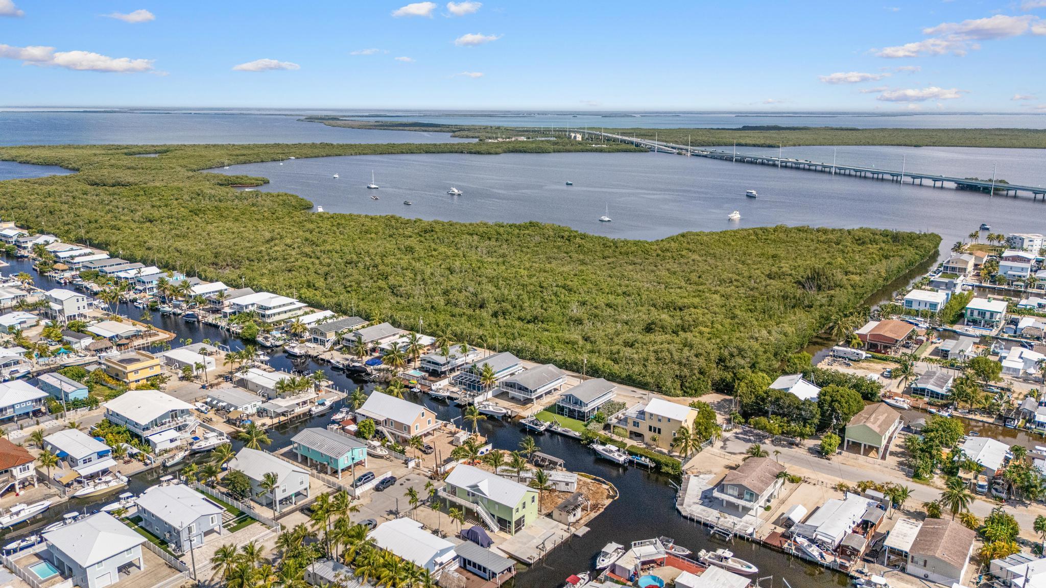 339 Windley Road Key Largo, FL 33037 - Photo 34 of 37 C37C2005-41CA-4283-861A-4375E0FE0189