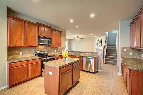 $2,500 | 1027 Johnson City Avenue, Forney, TX 75126