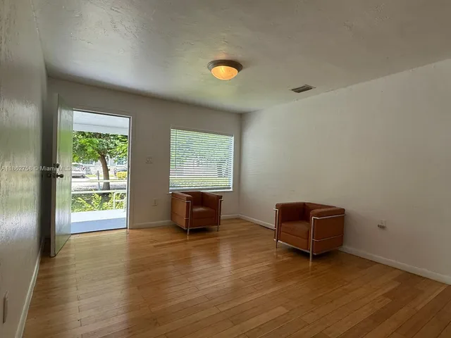 $775,000 | 5822 Southwest 60th Street, Miami, FL 33143