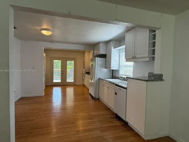 $775,000 | 5822 Southwest 60th Street, Miami, FL 33143