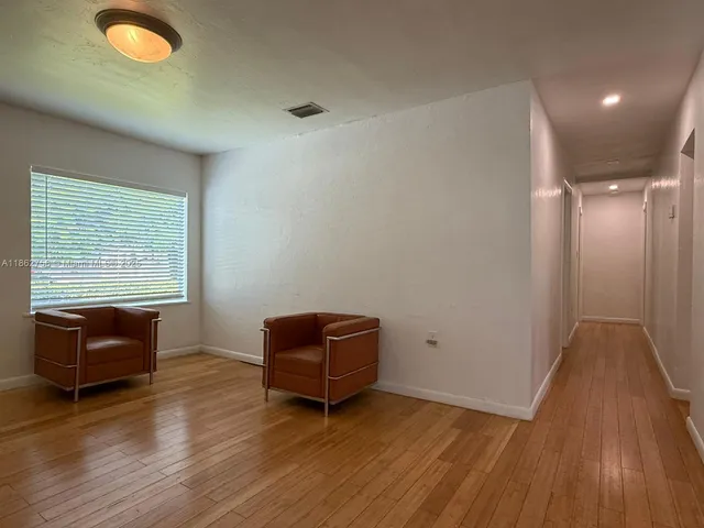 $775,000 | 5822 Southwest 60th Street, Miami, FL 33143