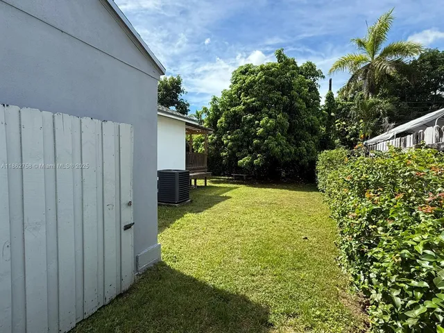 $775,000 | 5822 Southwest 60th Street, Miami, FL 33143