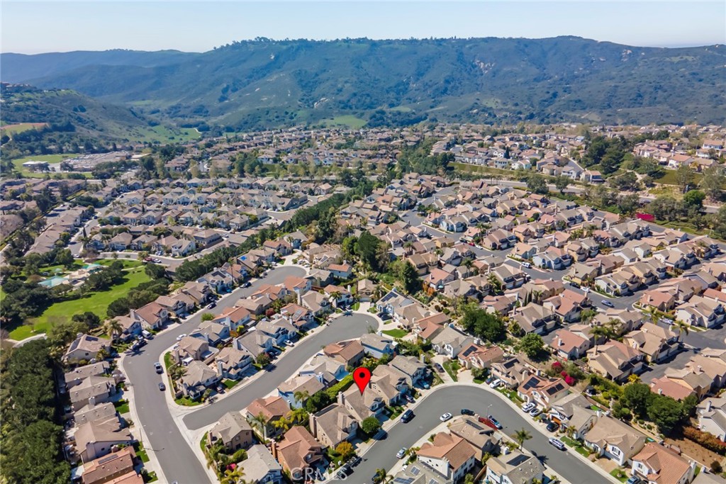 8 Birch Drive Aliso Viejo, CA 92656 - Photo 7 of 45 Ideally close to hiking and biking in Aliso/Woods Canyon