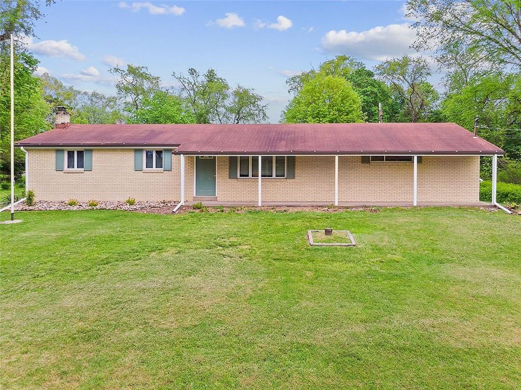 1226 Pinewood Road Irwin, PA 15642 - Photo 1 of 18 Gallery Image 1