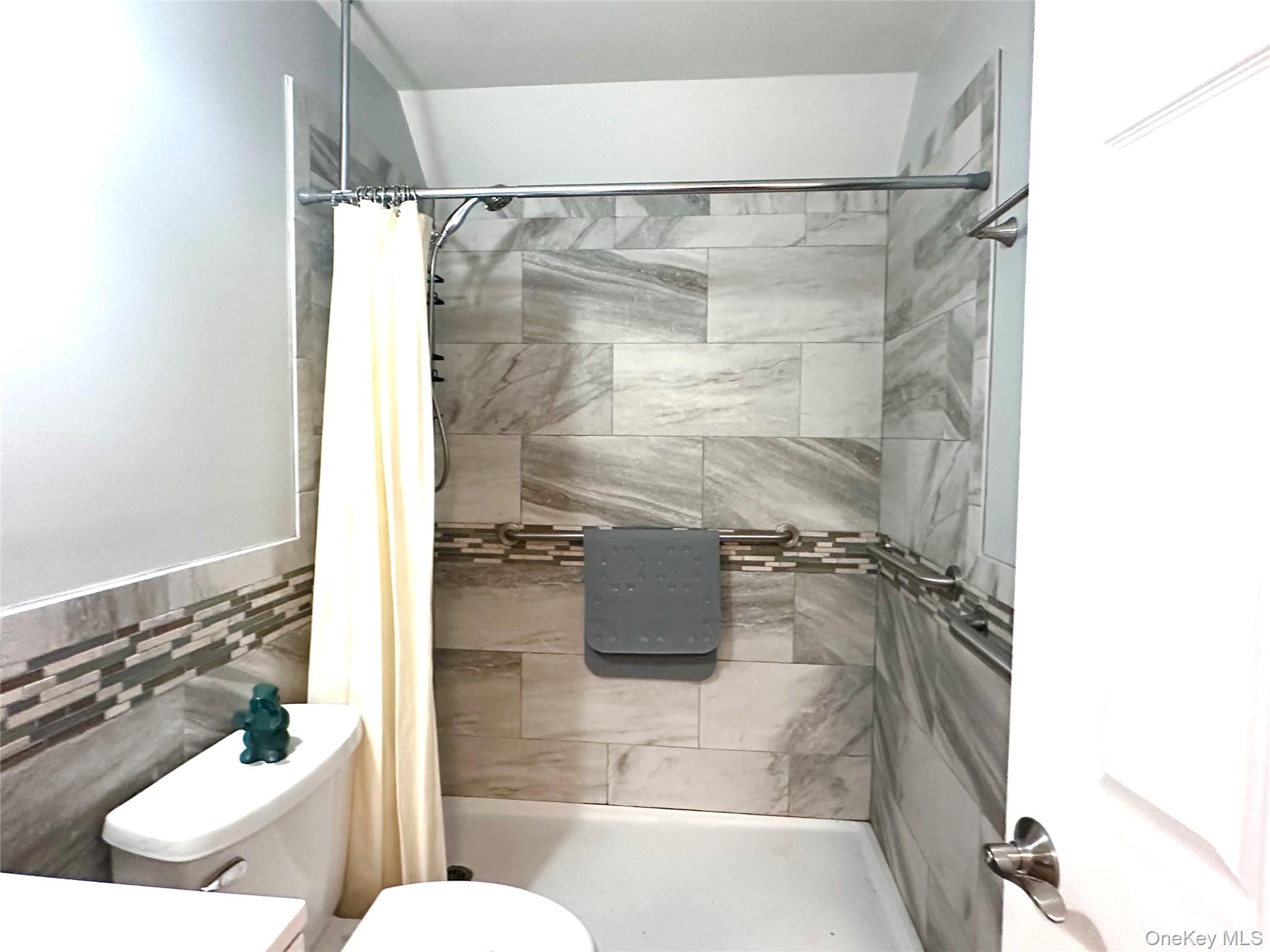 150 Rinaldi Boulevard, Unit A Poughkeepsie, NY 12601 - Photo 17 of 34
