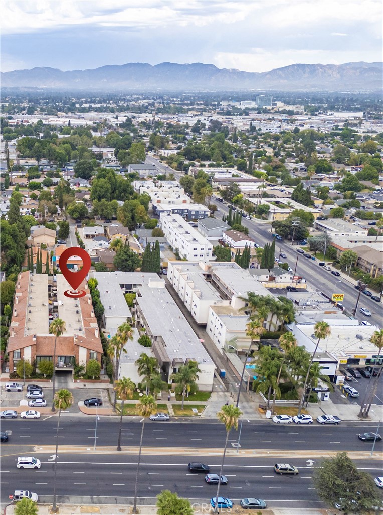 14937 Sherman Way, Unit 7 Van Nuys, CA 91405 - Photo 37 of 37 an aerial view of residential houses and outdoor space