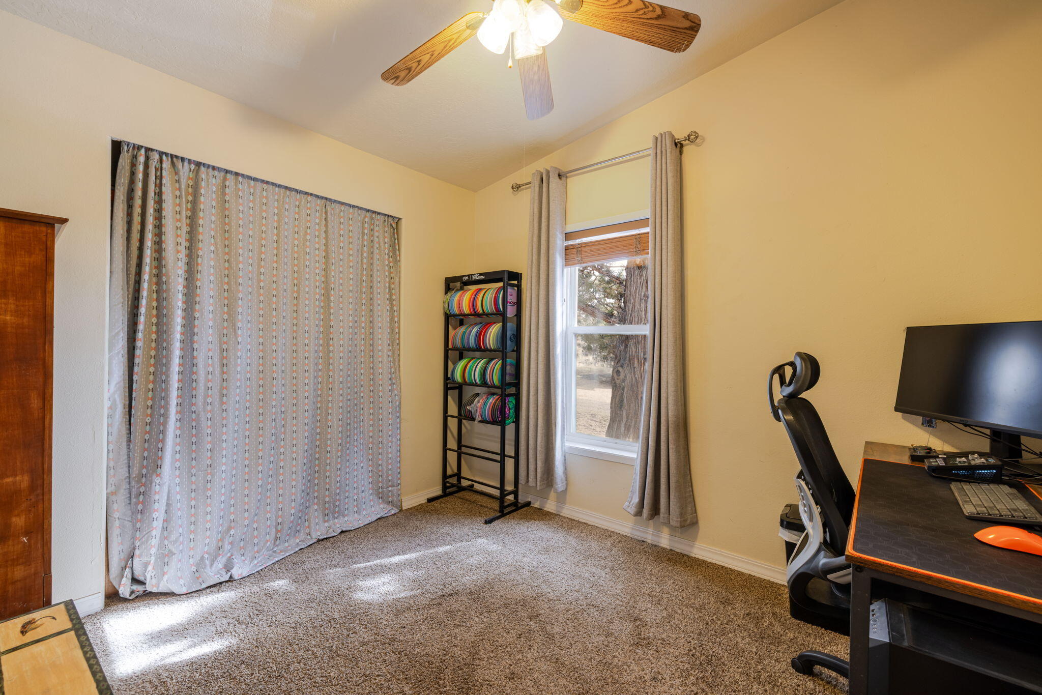 21070 Robin Avenue Bend, OR 97703 - Photo 30 of 62 22-web-or-mls-21070 Robin Avenue Interio