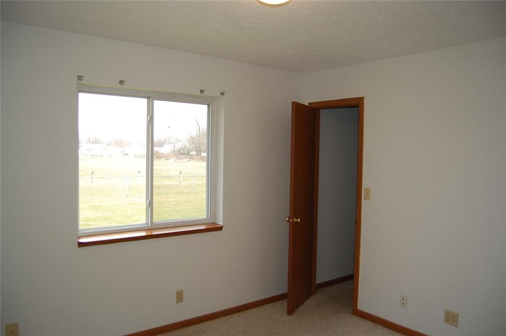 2012 Tamarack Road Anderson, IN 46011 - Photo 20 of 23 Gallery Image 20