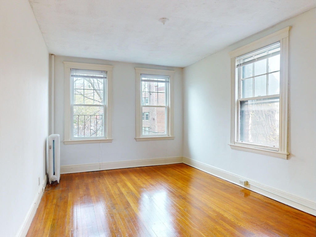 32 Sidlaw Road, Unit 11 Boston, MA 02135 - Photo 2 of 13 Gallery Image 2