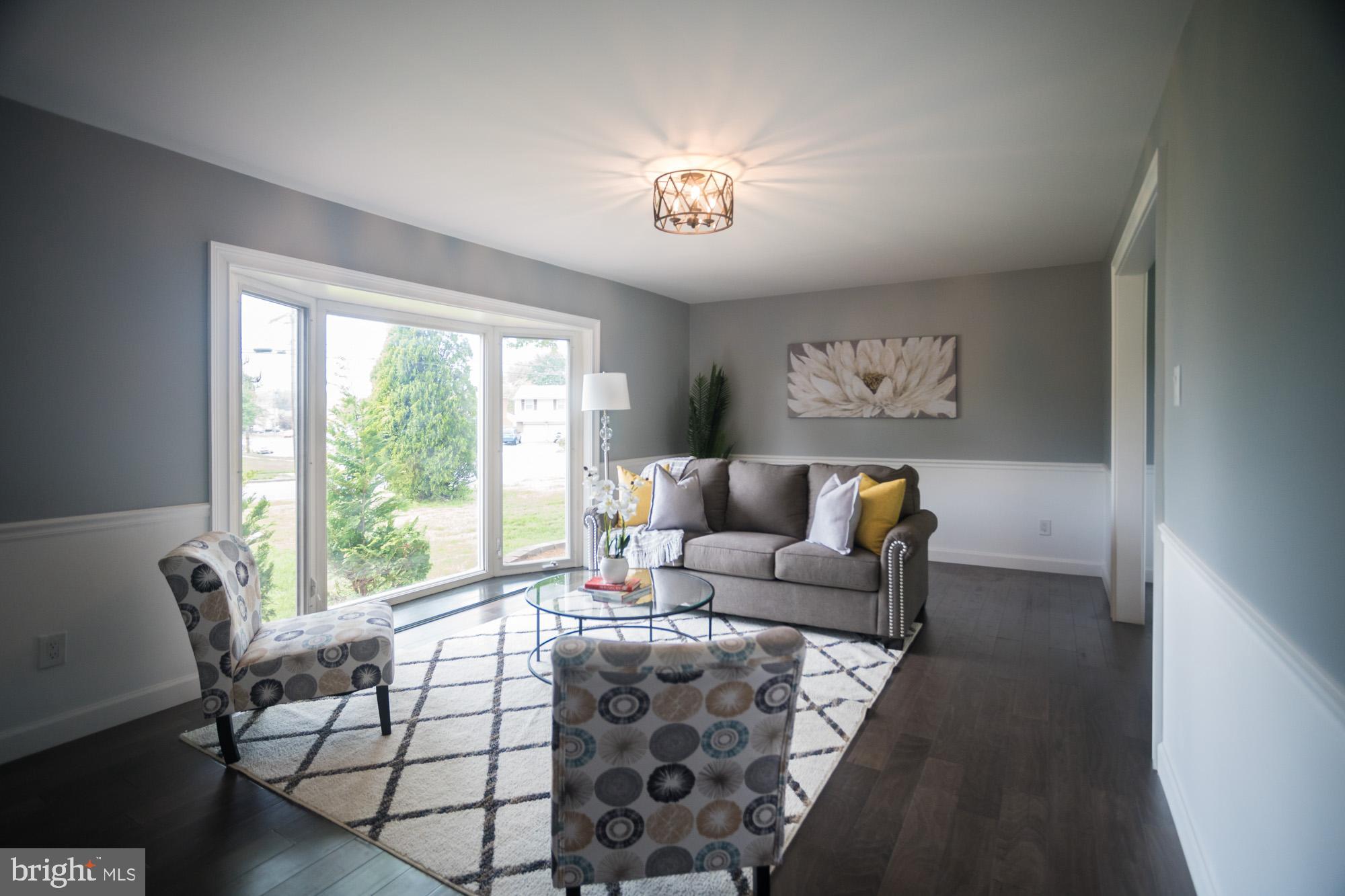836 Woodlane Road Edgewater Park, NJ 08010 - Photo 3 of 36 Gallery Image 3