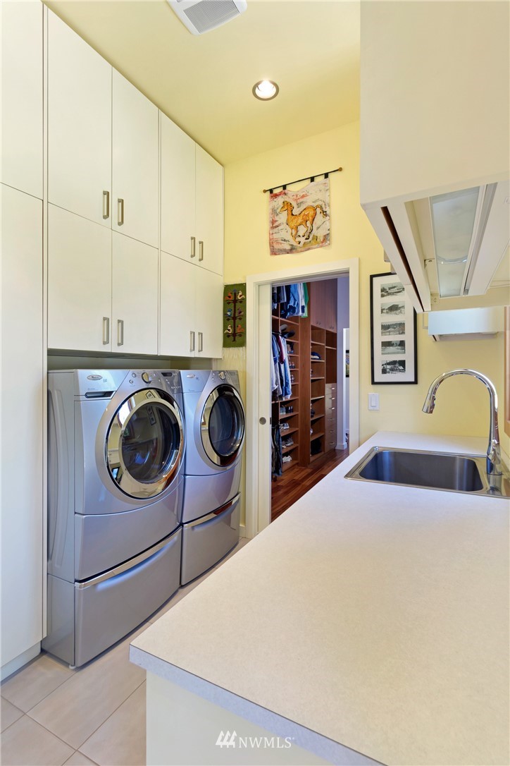 1224 Shark Reef Road Lopez Island, WA 98261 - Photo 26 of 34 a utility room with dryer and washer