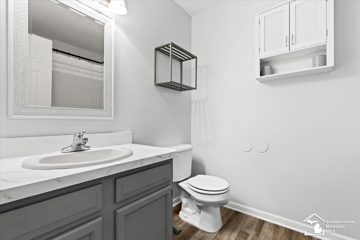 13960 Middle Gibraltar Road Gibraltar, MI 48173 - Photo 23 of 32