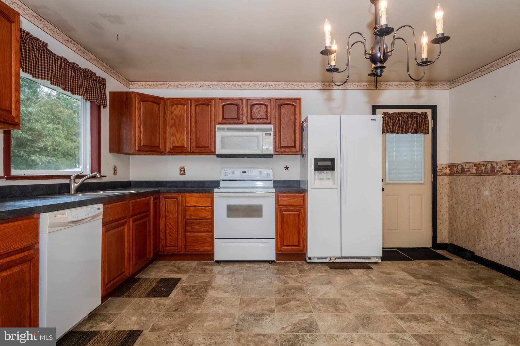 144 Deaver Road Elkton, MD 21921 - Photo 6 of 45 Kitchen
