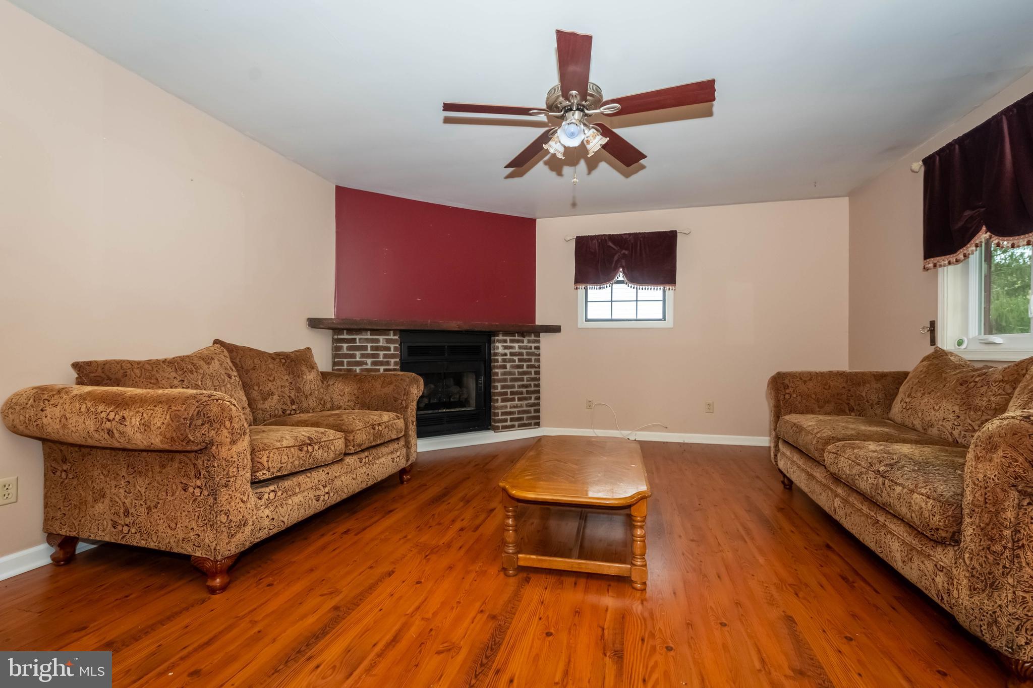 144 Deaver Road Elkton, MD 21921 - Photo 8 of 45 Living Room