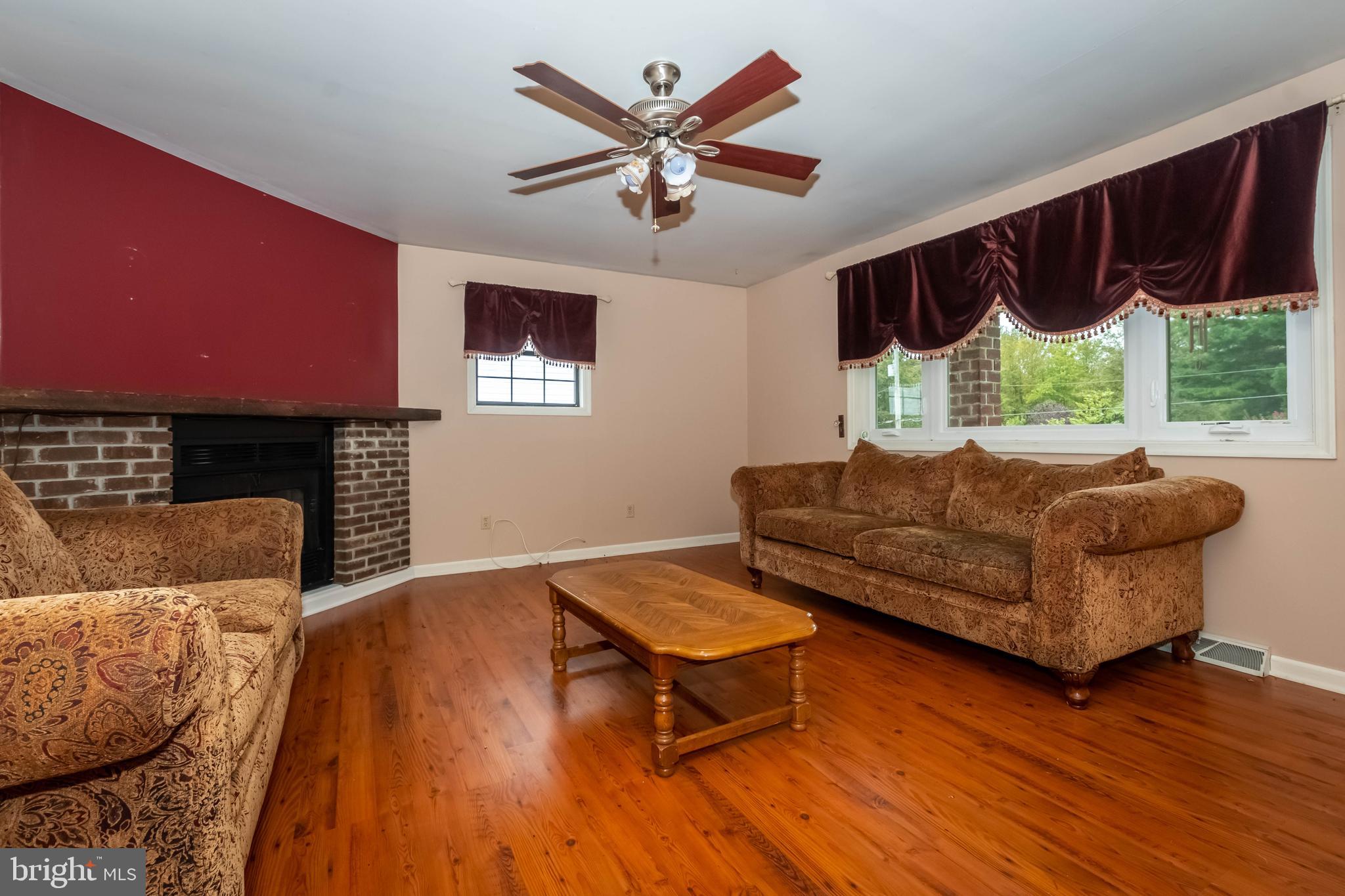 144 Deaver Road Elkton, MD 21921 - Photo 9 of 45 Living Room