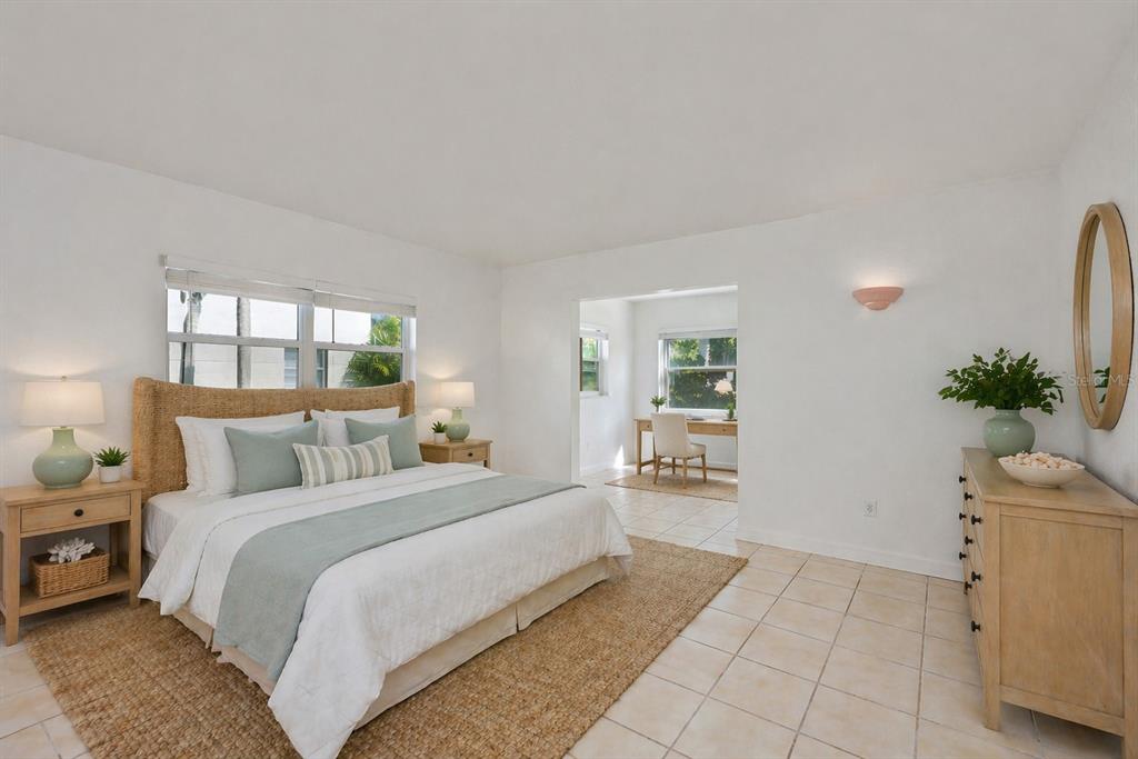 4565 Duhme Road, Unit 106 St. Petersburg, FL 33708 - Photo 12 of 19