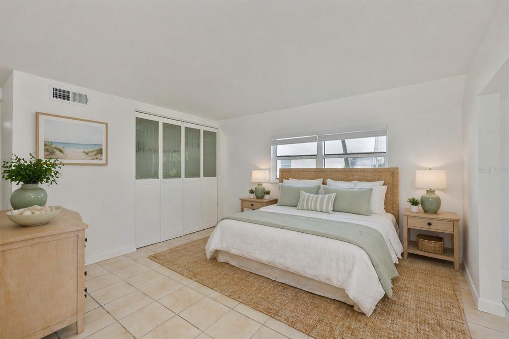 4565 Duhme Road, Unit 106 St. Petersburg, FL 33708 - Photo 13 of 19