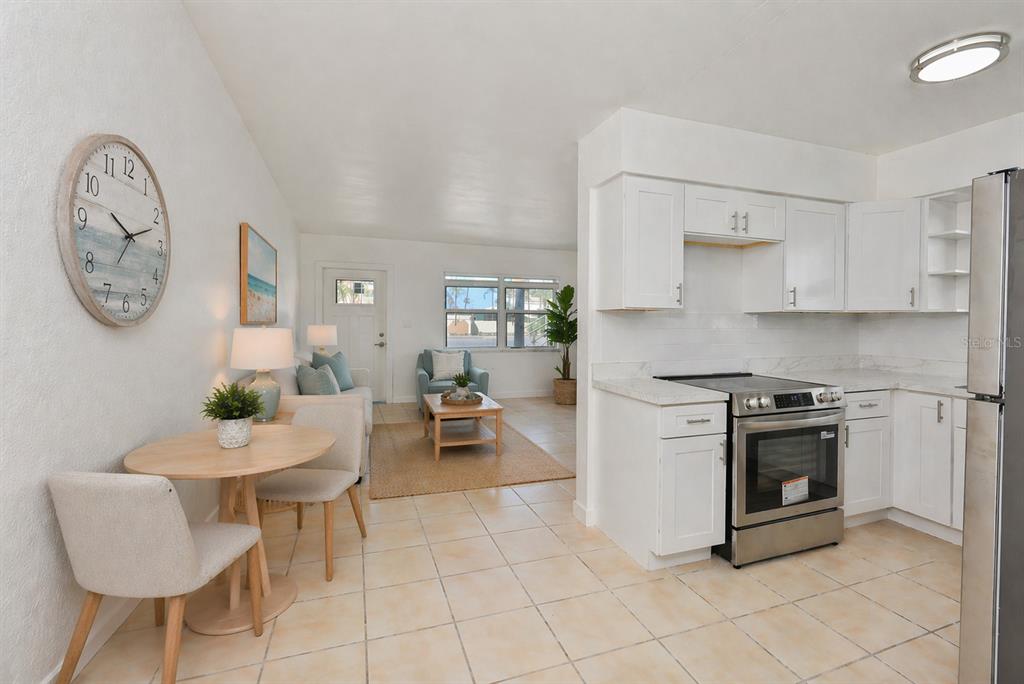 4565 Duhme Road, Unit 106 St. Petersburg, FL 33708 - Photo 8 of 19