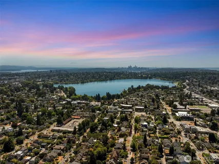 $399,999 | 1125 North 93rd Street, Unit 6, Seattle, WA 98103