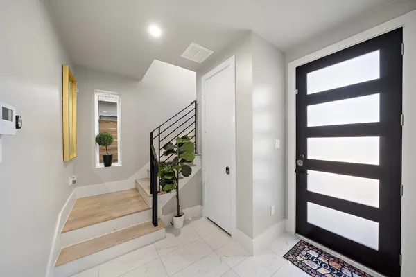 $4,950 | 3515 Hutchins Street, Houston, TX 77004