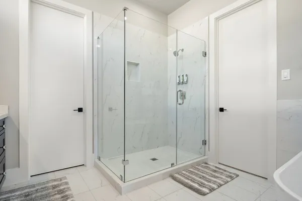 $4,950 | 3515 Hutchins Street, Houston, TX 77004