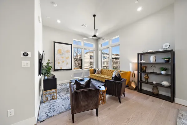 $4,950 | 3515 Hutchins Street, Houston, TX 77004