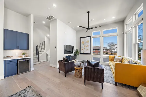 $4,950 | 3515 Hutchins Street, Houston, TX 77004