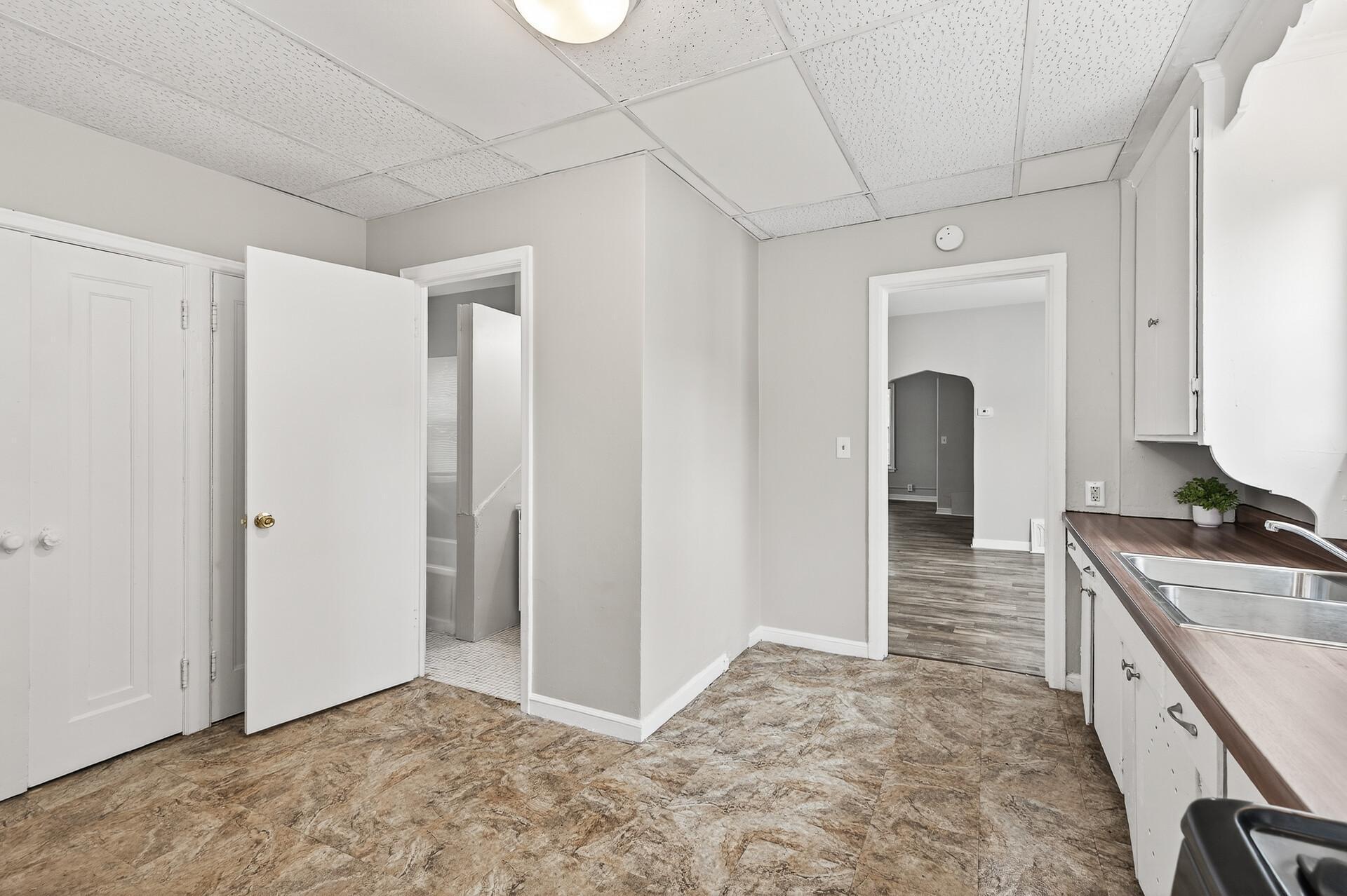 472 Case Avenue East St. Paul, MN 55130 - Photo 15 of 30