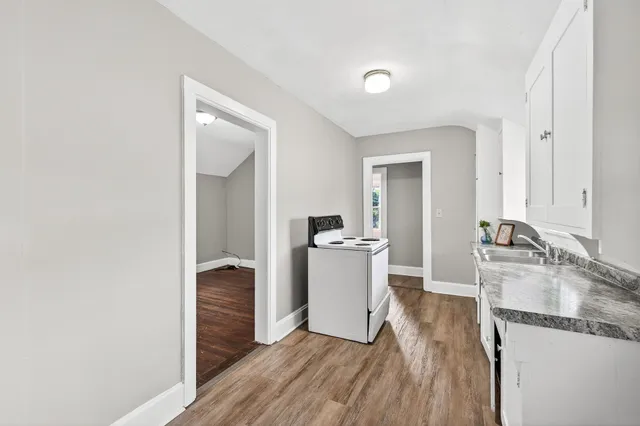 $195,000 | 472 Case Avenue East, St. Paul, MN 55130