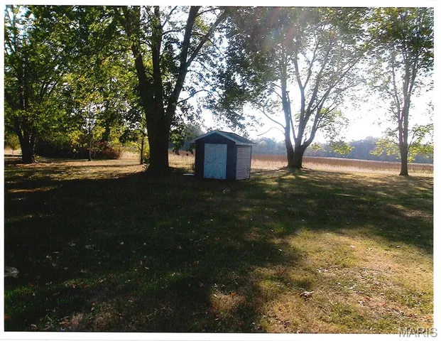 $42,750 | 425 North Pine Street, Irving, IL 62051