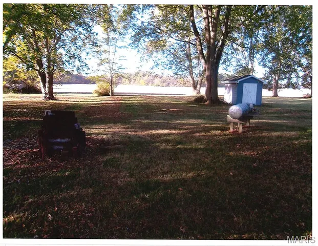 $40,500 | 425 North Pine Street, Irving, IL 62051