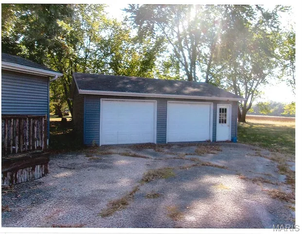 $40,500 | 425 North Pine Street, Irving, IL 62051