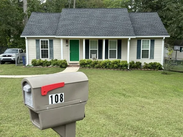 $1,750 | 108 Roberts Road, Shelbyville, TN 37160
