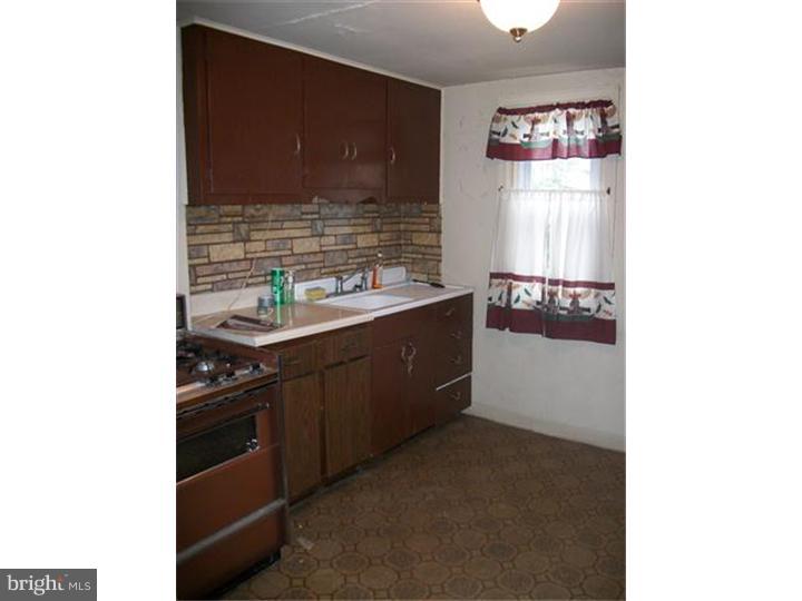 711 Parklane Road Swarthmore, PA 19081 - Photo 4 of 9