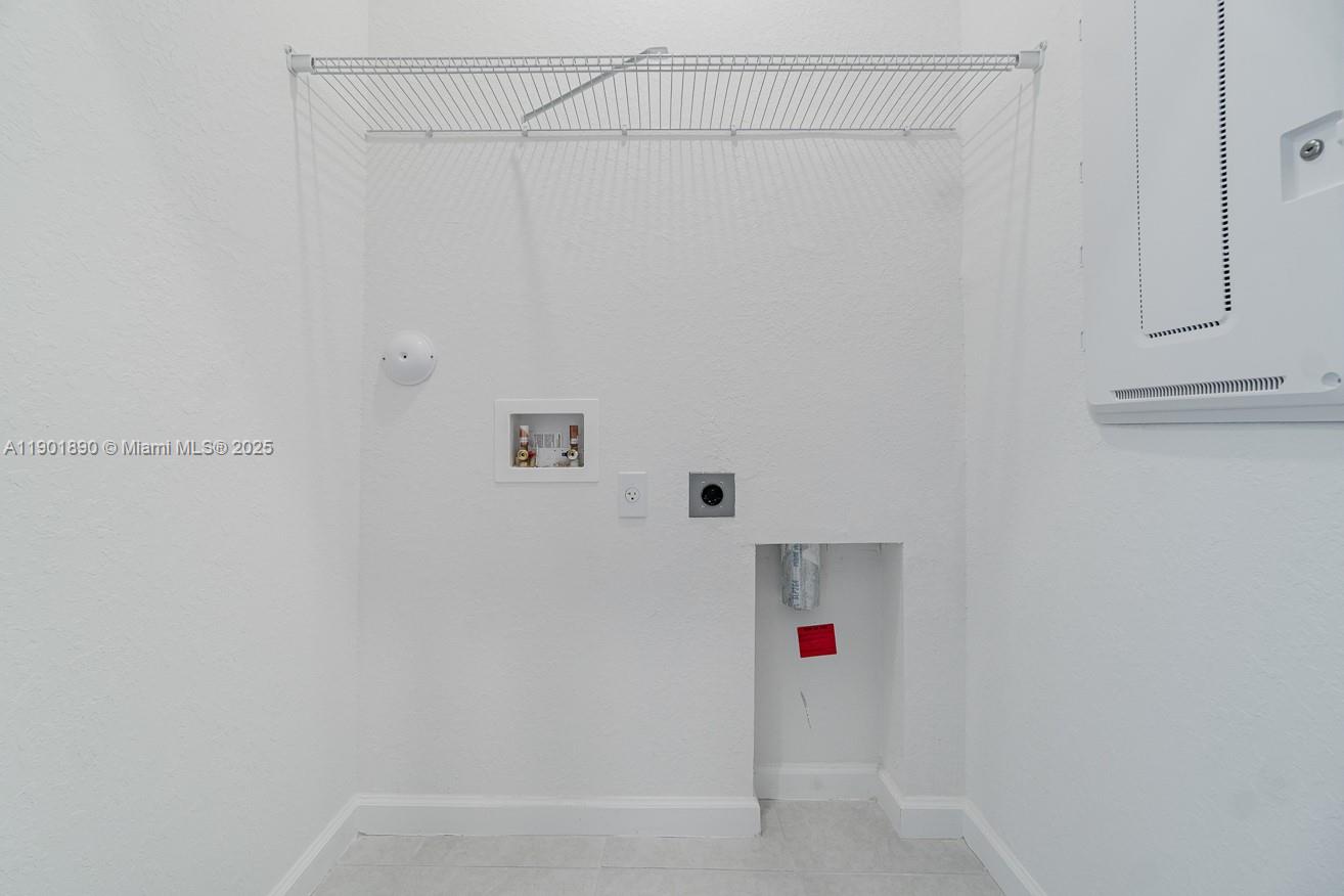 207 Southwest 159th Terrace Pembroke Pines, FL 33027 - Photo 21 of 37