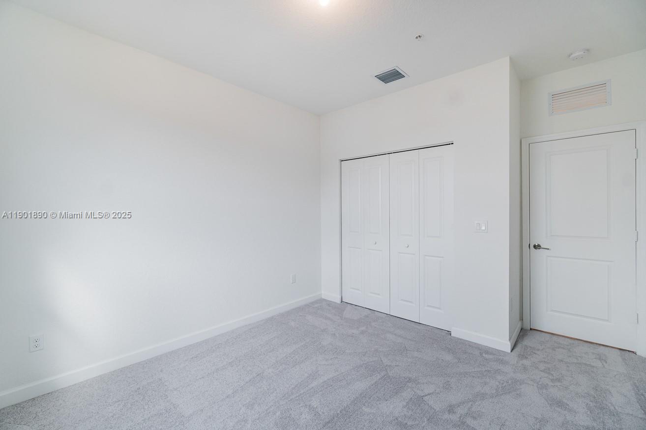 207 Southwest 159th Terrace Pembroke Pines, FL 33027 - Photo 29 of 37